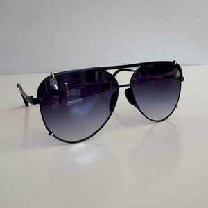 CRISTINA X TOPFOXX Sunglasses